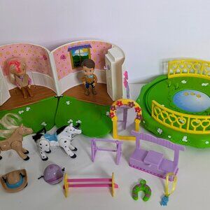 Vintage Toy Biz Miss Party Surprise Pony Party Playset 1999